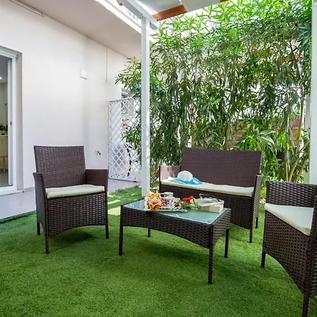 Aparthotel Ioanna's House