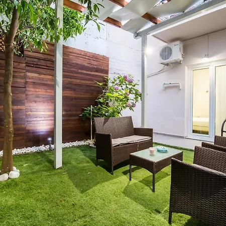 Aparthotel Ioanna's House Potos