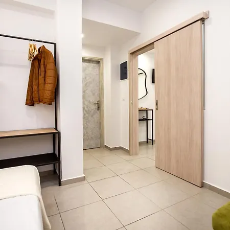 Ioanna's House Aparthotel Potos
