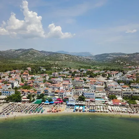 Ioanna's House Aparthotel 3*