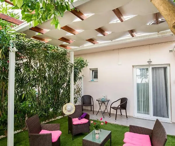 Hotel apartamentowy Ioanna's House 3*