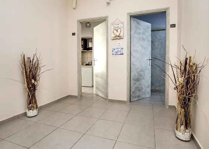 Ioanna's House Aparthotel Potos