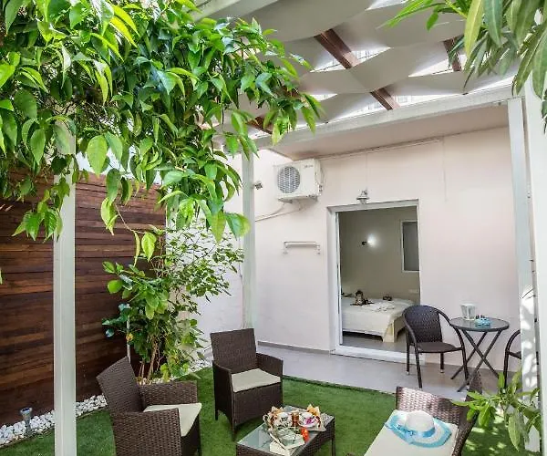 Ioanna's House Aparthotel Potos